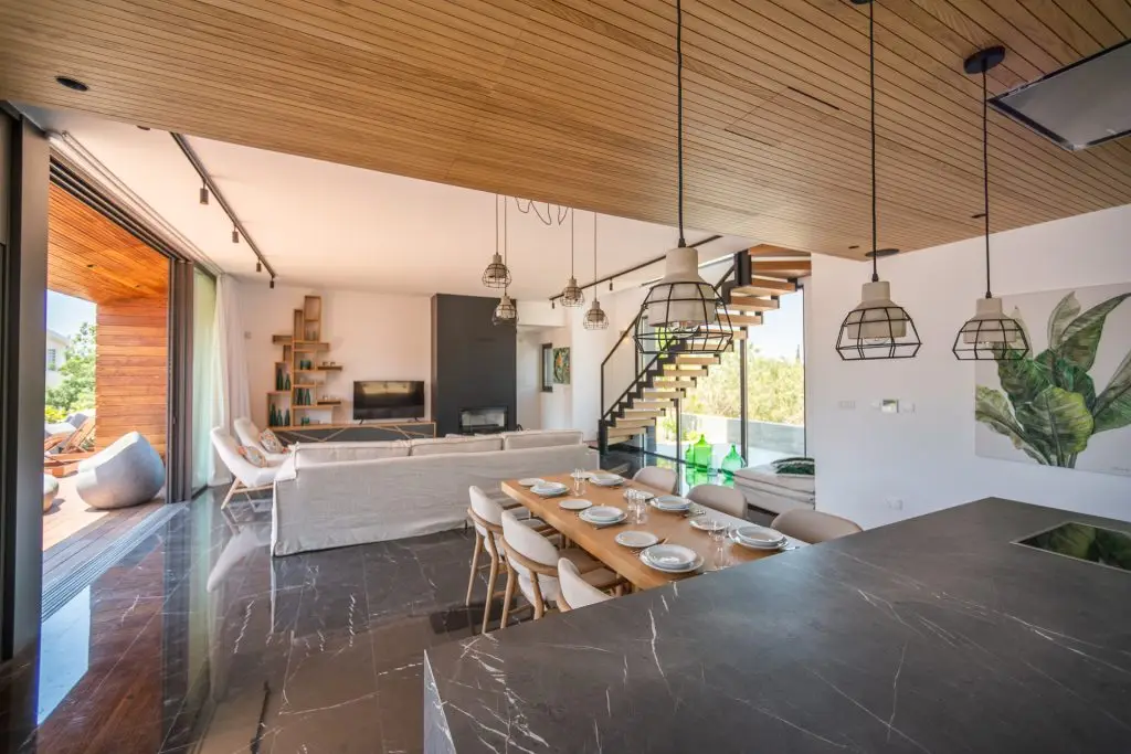 buying property in cyprus guide fearured